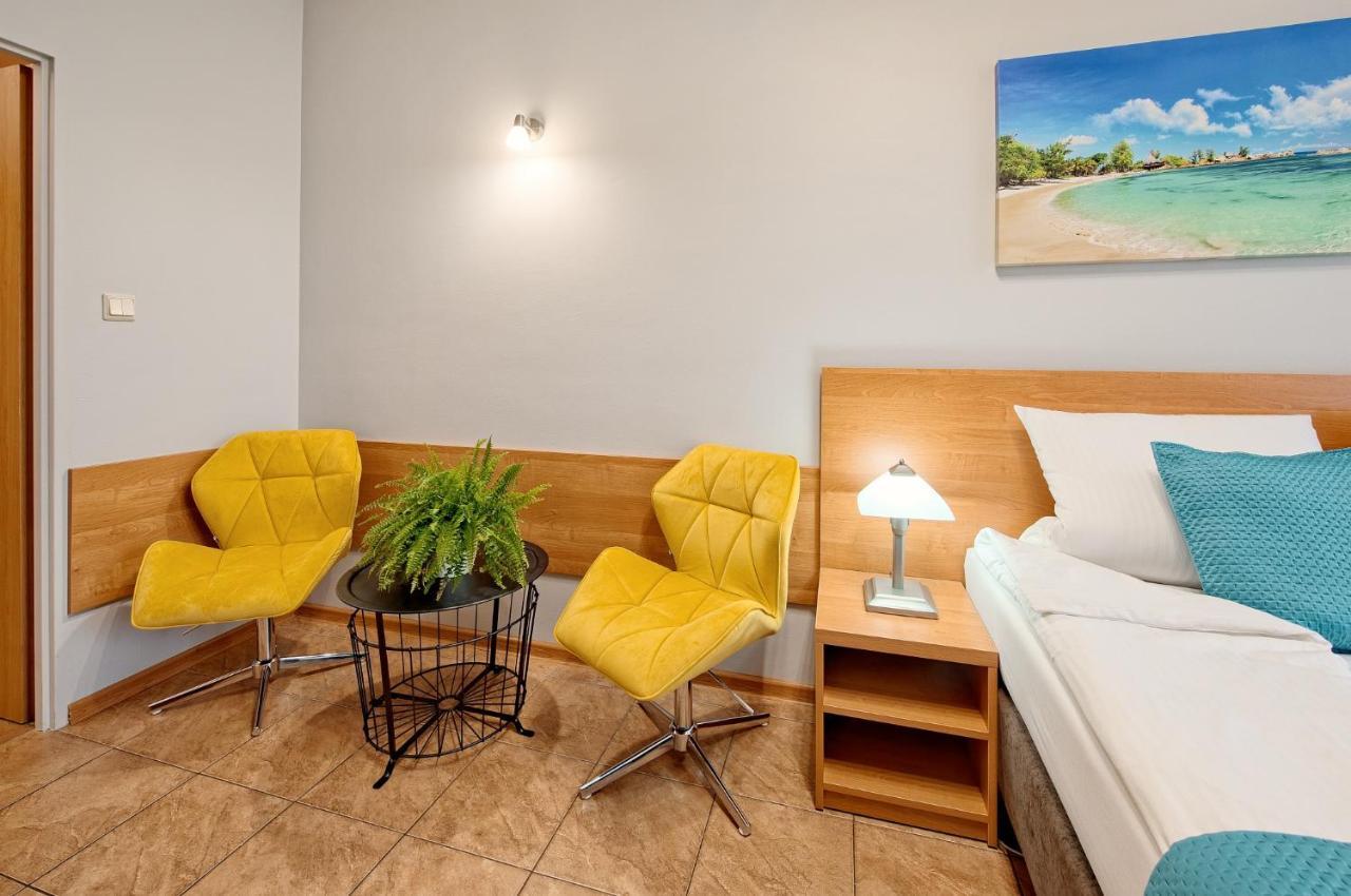 Hotel Osrodek Wypoczynkowy Star Łeba Esterno foto